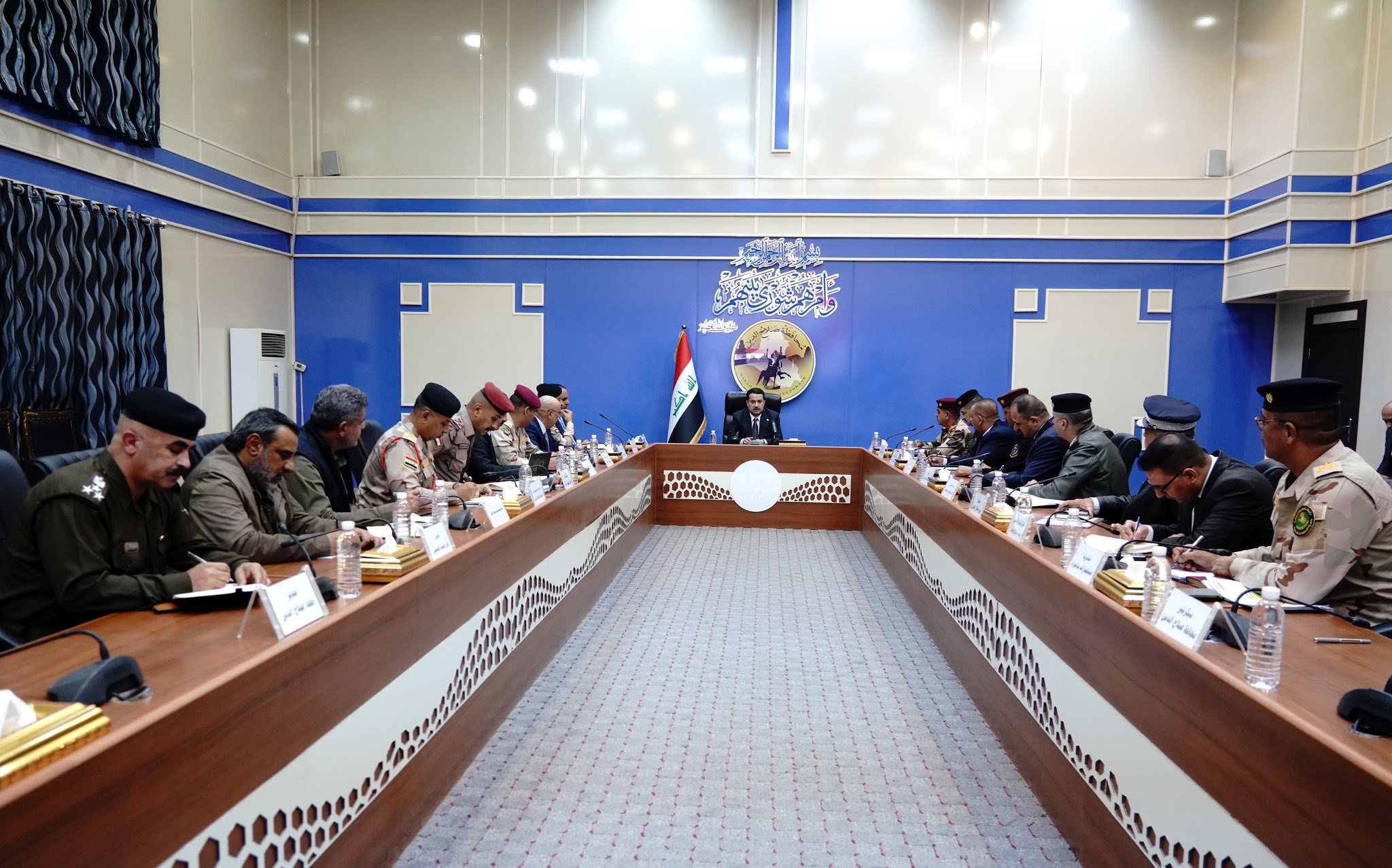 السوداني يترأس اجتماعاً ضم القيادات الأمنية والعسكرية في محافظة صلاح الدين